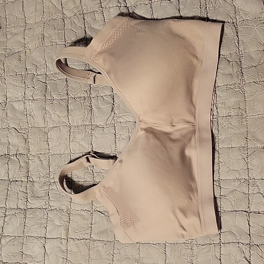 Warner's Wireless Bra